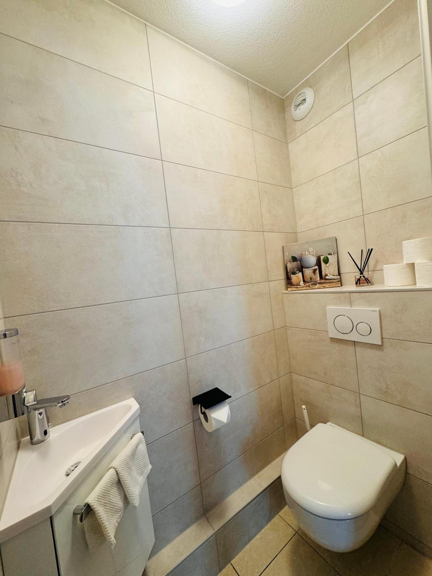 Beautiful Apartment Near Geneva Saint-Julien-en-Genevois Exterior foto